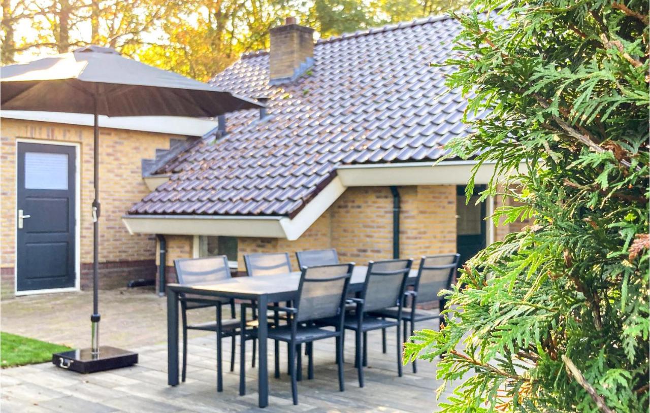 Nice Home In Putten With Kitchen Exterior photo